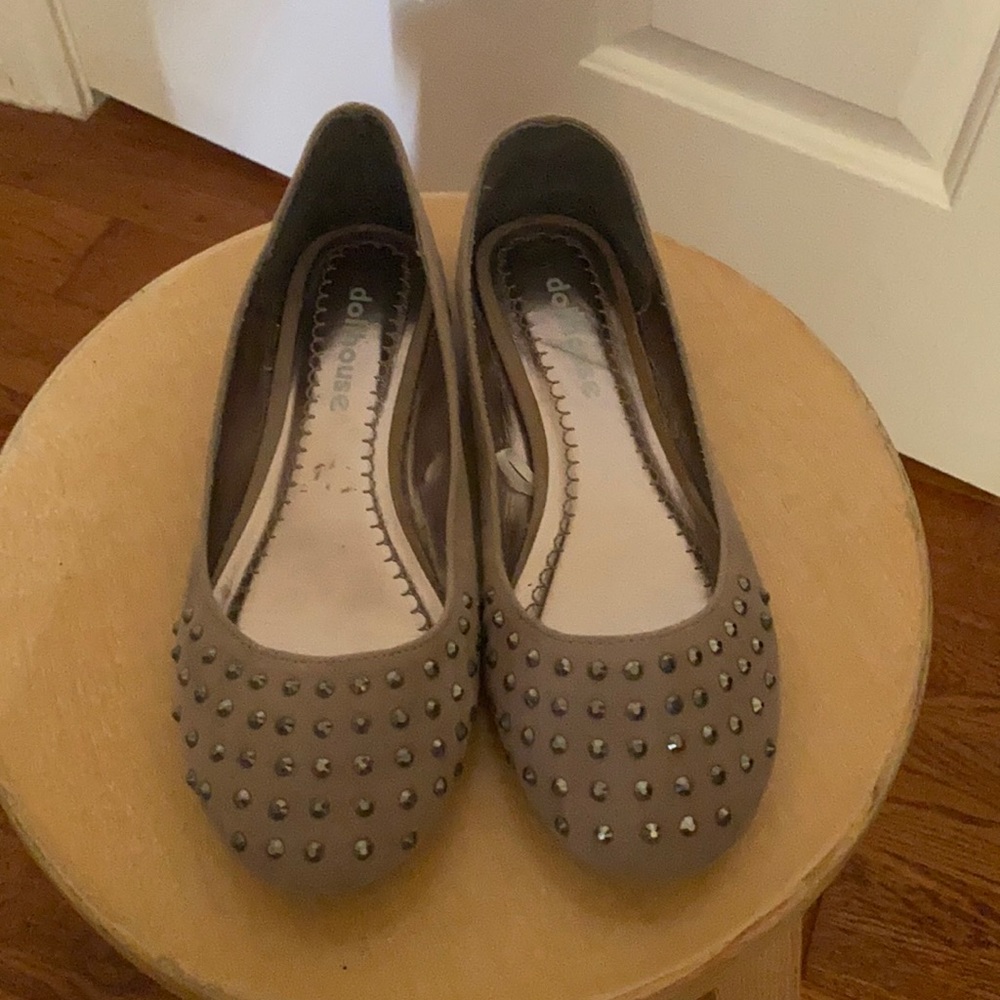 Dollhouse flats